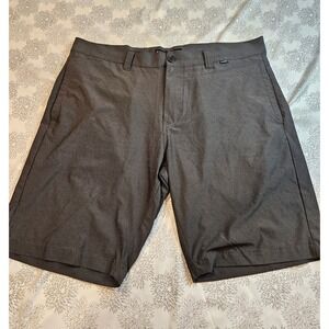Travis Mathew Golf Shorts Heather Gray Casual Polyester‎ Spandex Size 36